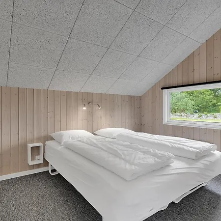 Ferienhaus Stunning Home In Blavand With Wifi
